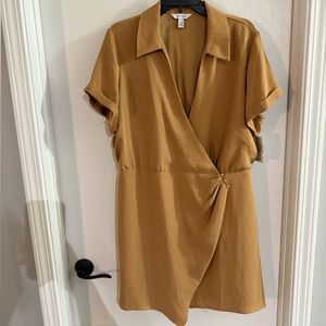 Nine West XXL Tan Wrap Dress (NWT)